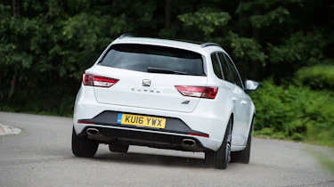 SEAT Leon Cupra ST 290 - rear cornering
