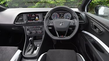 SEAT Leon Cupra ST 290 - dash