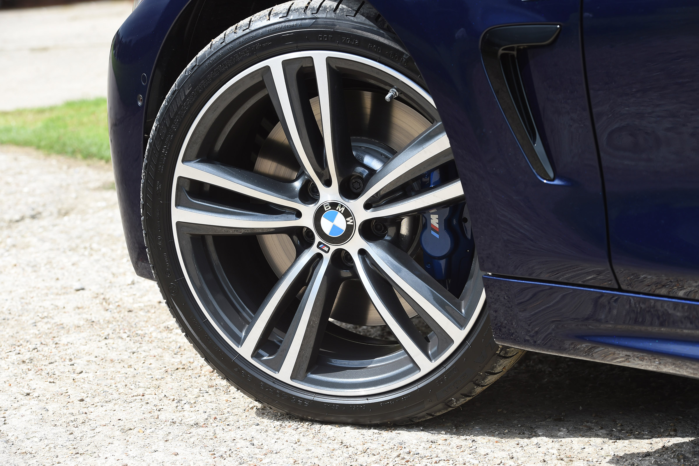 BMW 440i M Sport - wheel