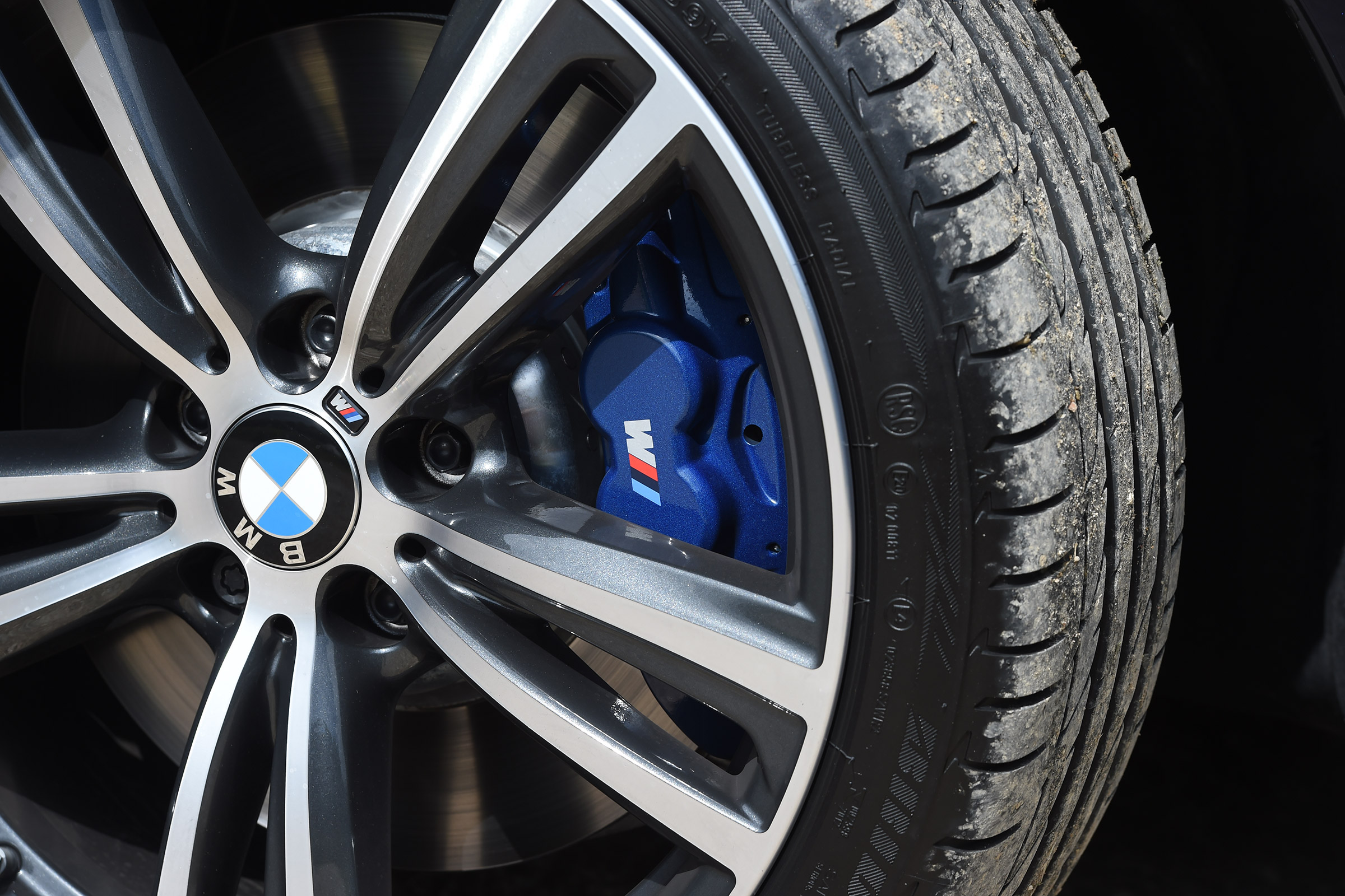 BMW 440i M Sport - wheel