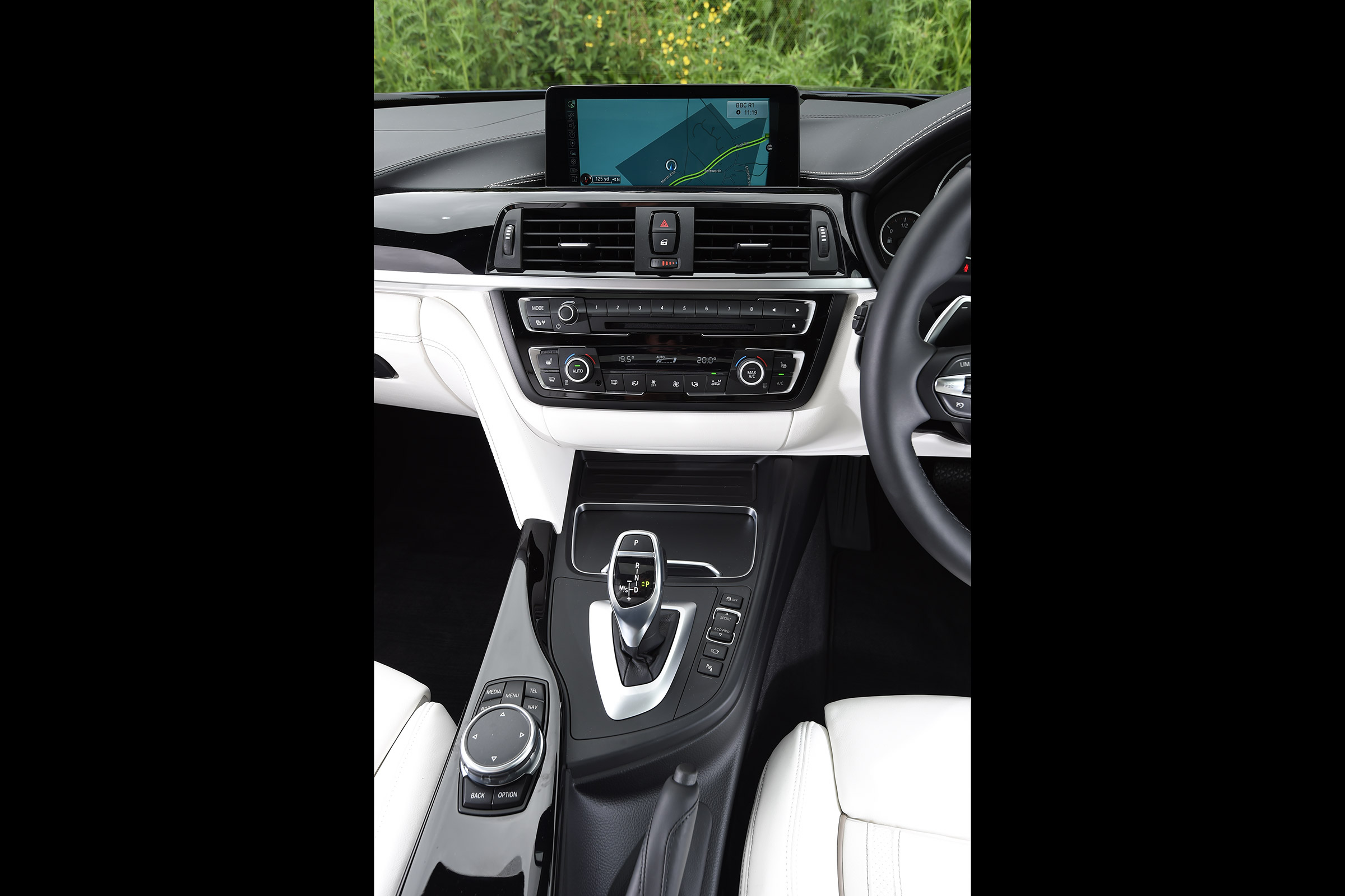 BMW 440i M Sport - interior
