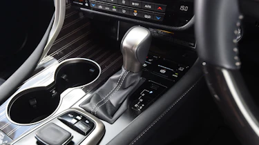 Lexus RX - centre console