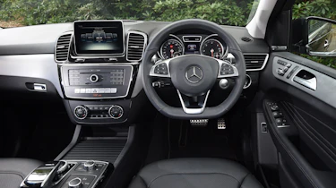 Mercedes GLE - dash