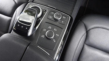Mercedes GLE - centre console