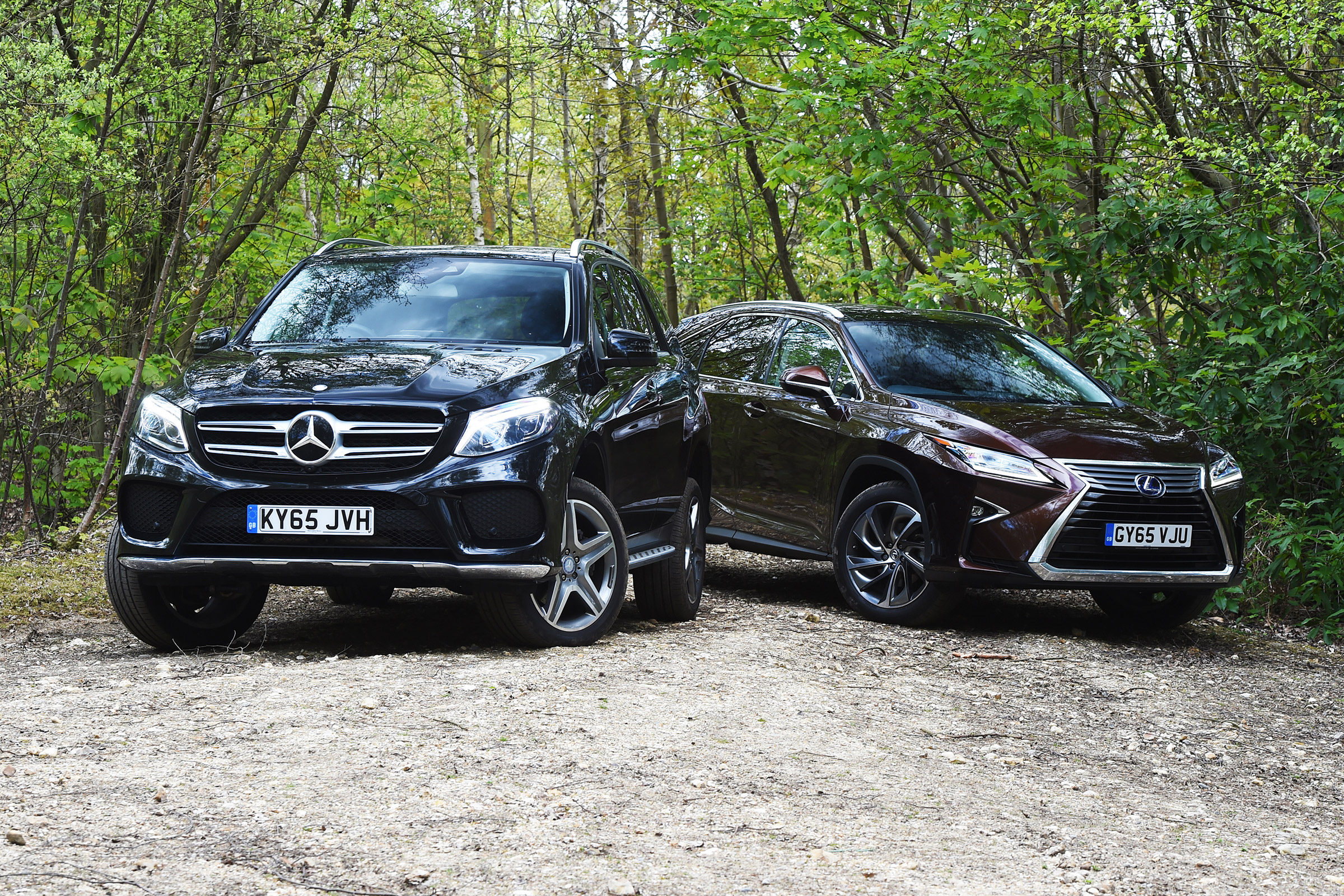 Mercedes GLE vs Lexus RX - side-by-side