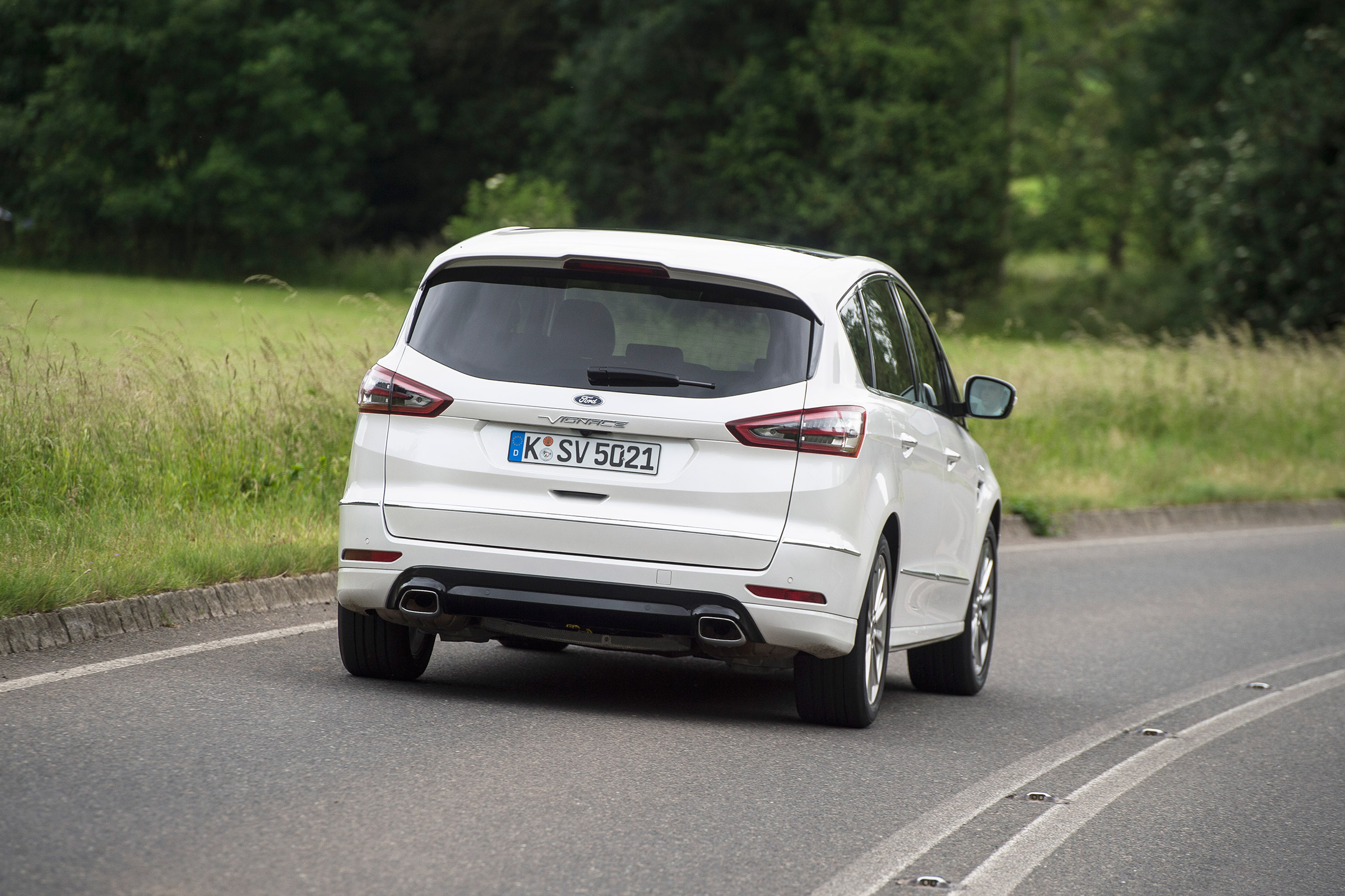 Ford S-MAX Vignale - rear