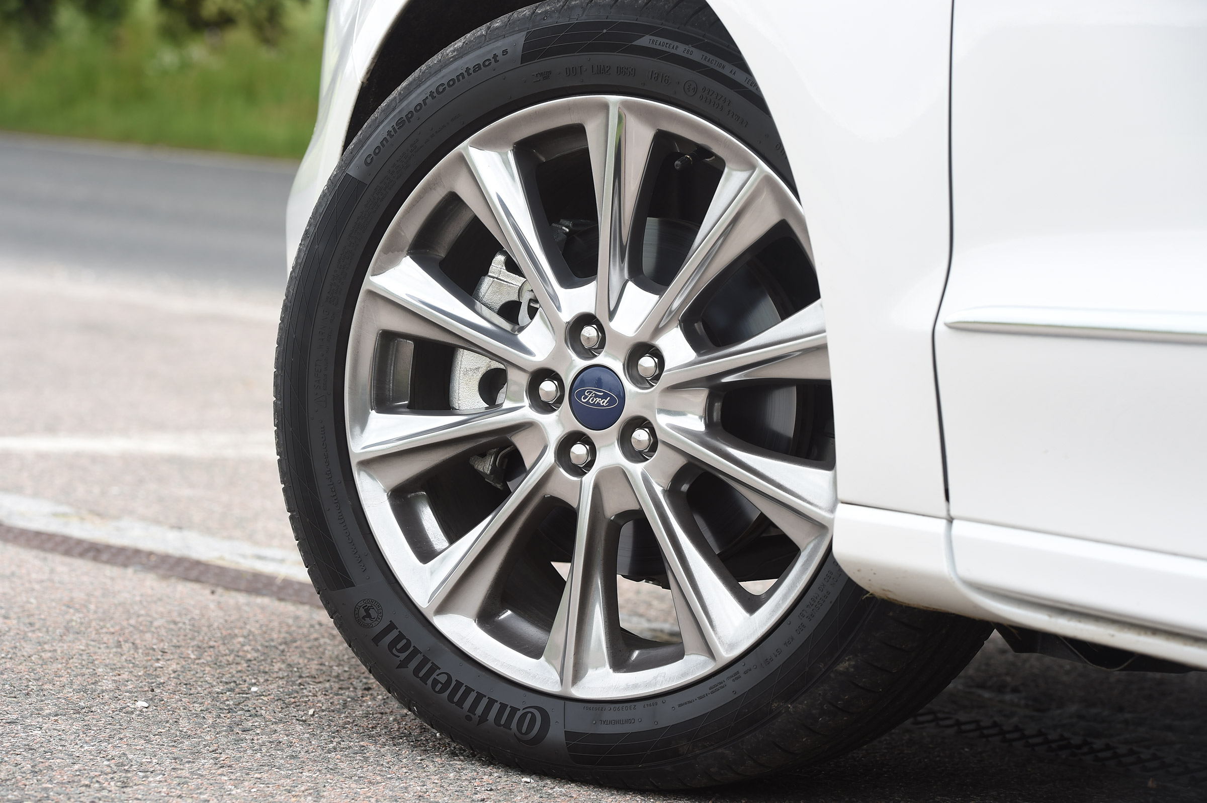 Ford S-MAX Vignale - wheel