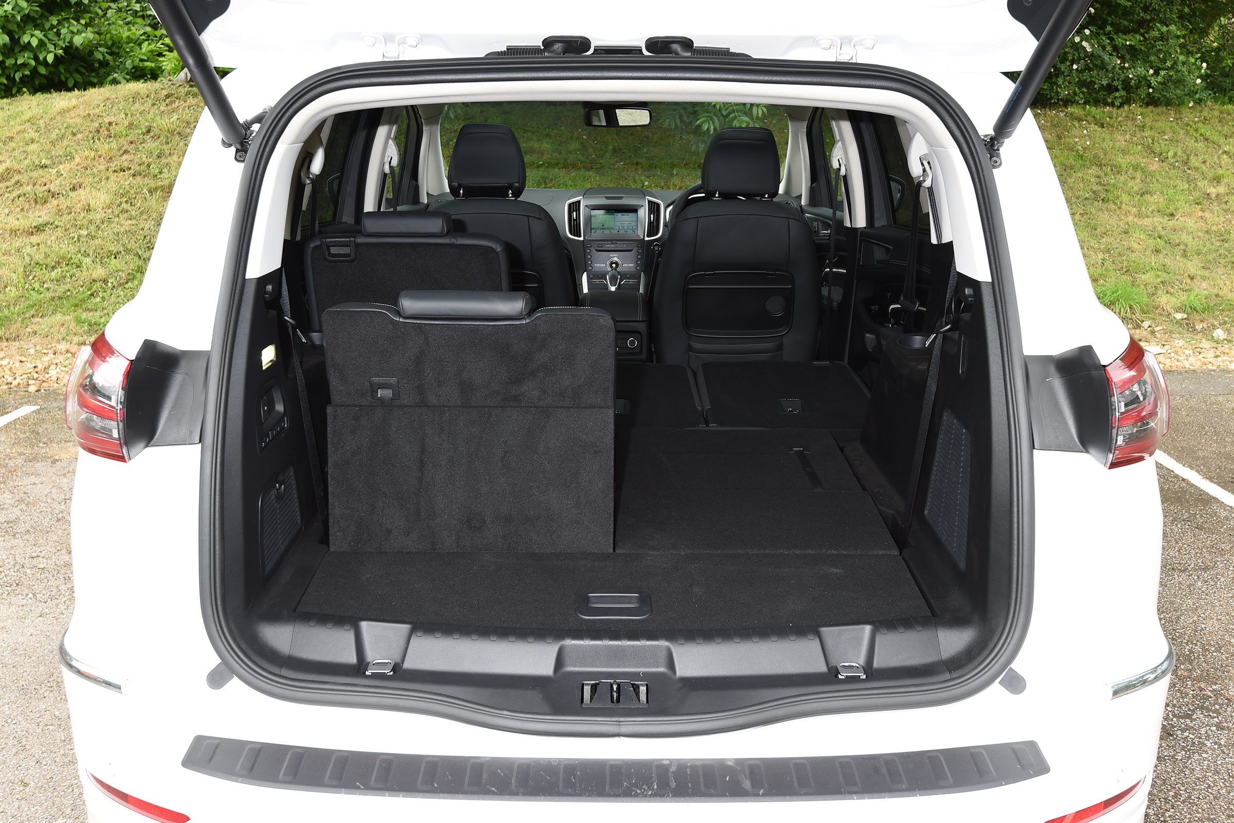 Ford S-MAX Vignale - boot