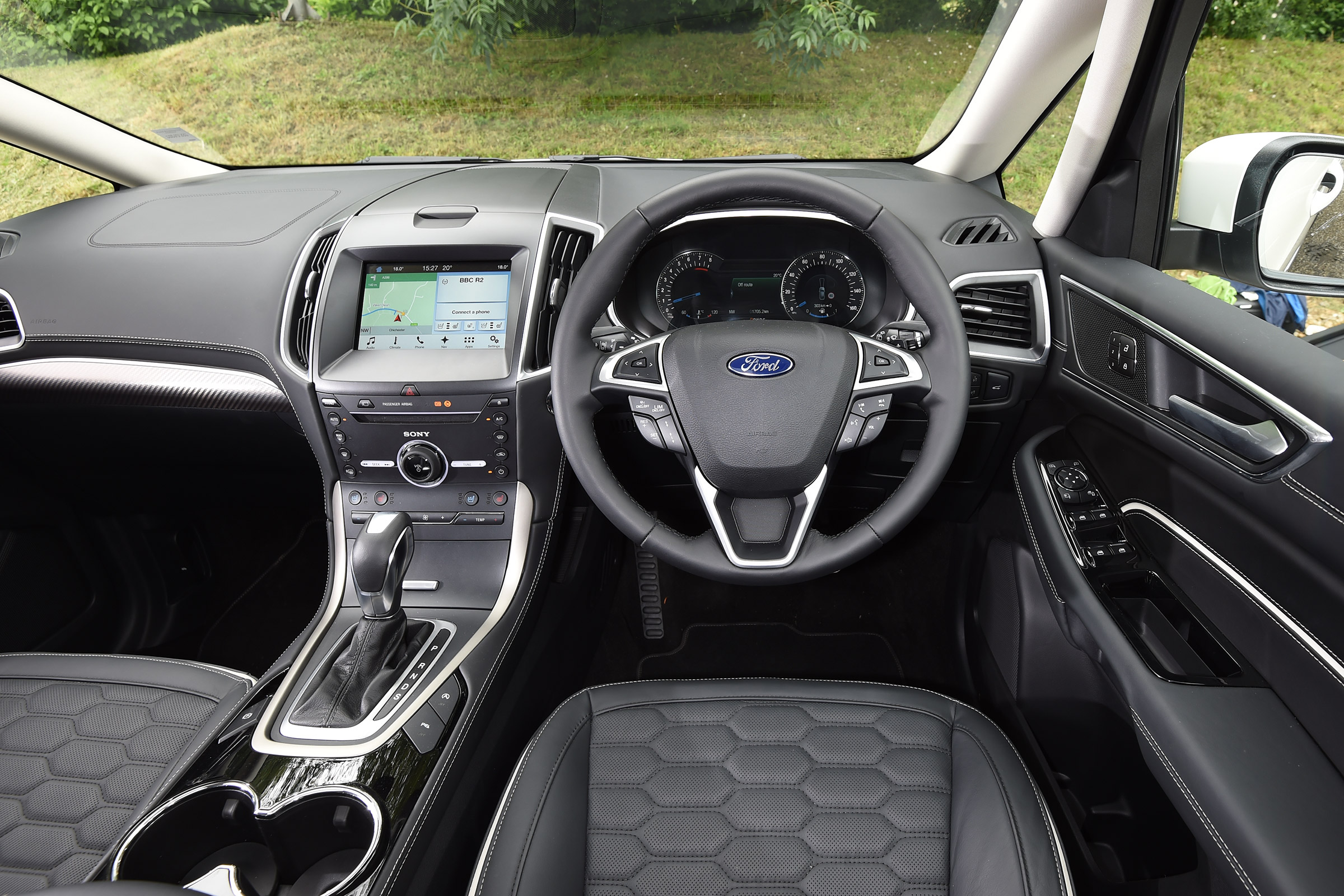 Ford S-MAX Vignale - dash