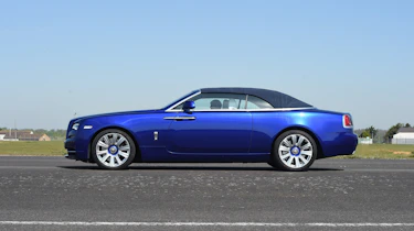 Convertible megatest - Rolls-Royce Dawn - roof