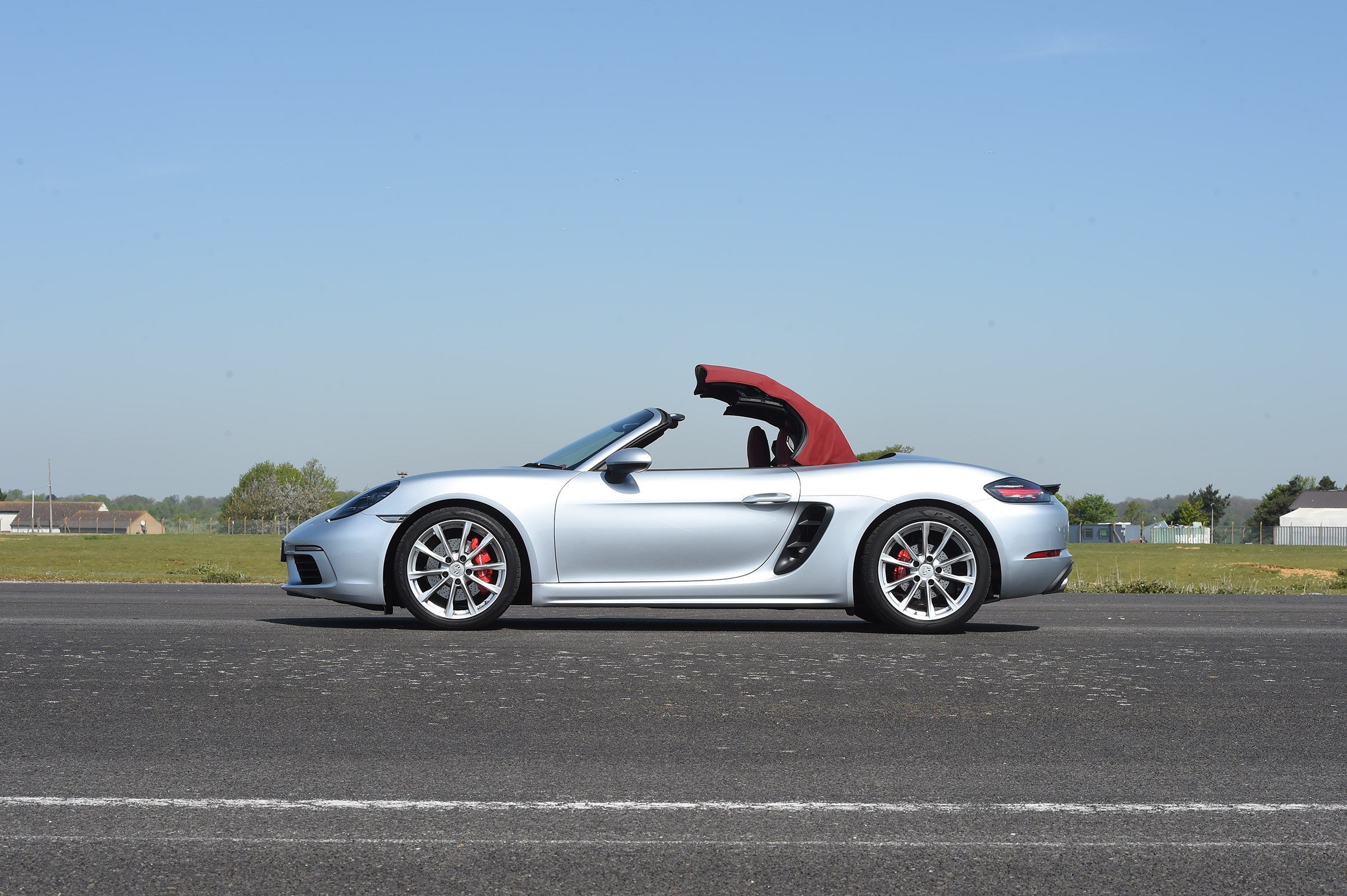 Convertible megatest - Porsche 718 Boxster - roof
