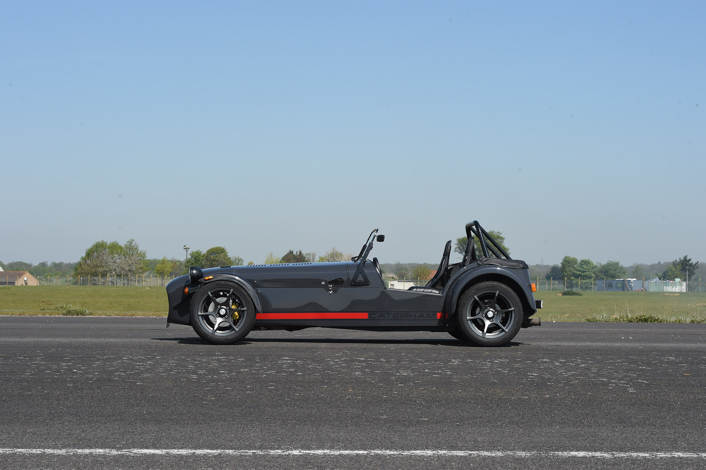 Convertible megatest - Caterham Seven 620S - roof