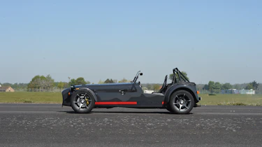 Convertible megatest - Caterham Seven 620S - roof