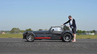 Convertible megatest - Caterham Seven 620S - roof