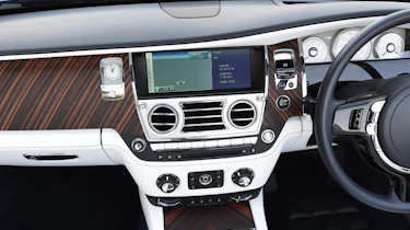 Convertible megatest - Rolls-Royce Dawn - interior