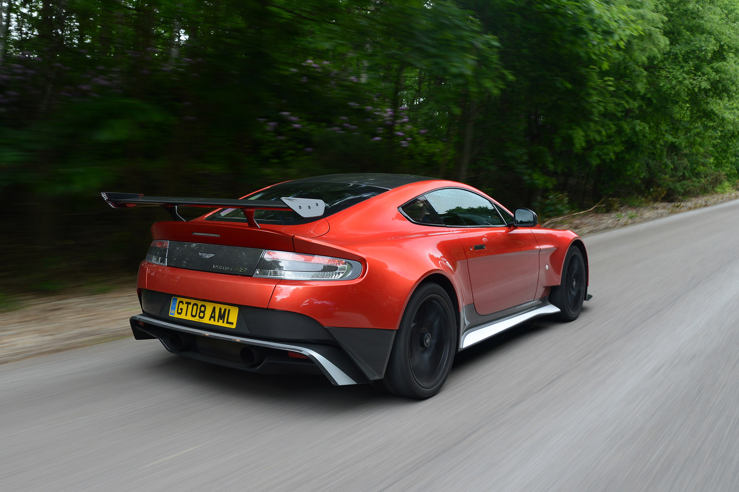 Aston Martin Vantage GT8 - rear