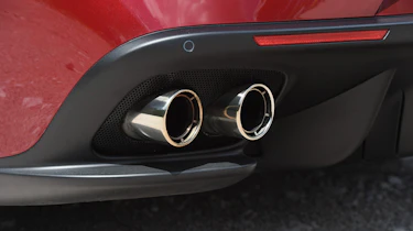 Ferrari GTC4 Lusso - exhaust