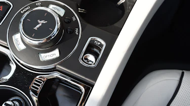 Convertible megatest - Rolls-Royce Dawn - centre console