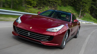 Ferrari GTC4 Lusso - front tracking