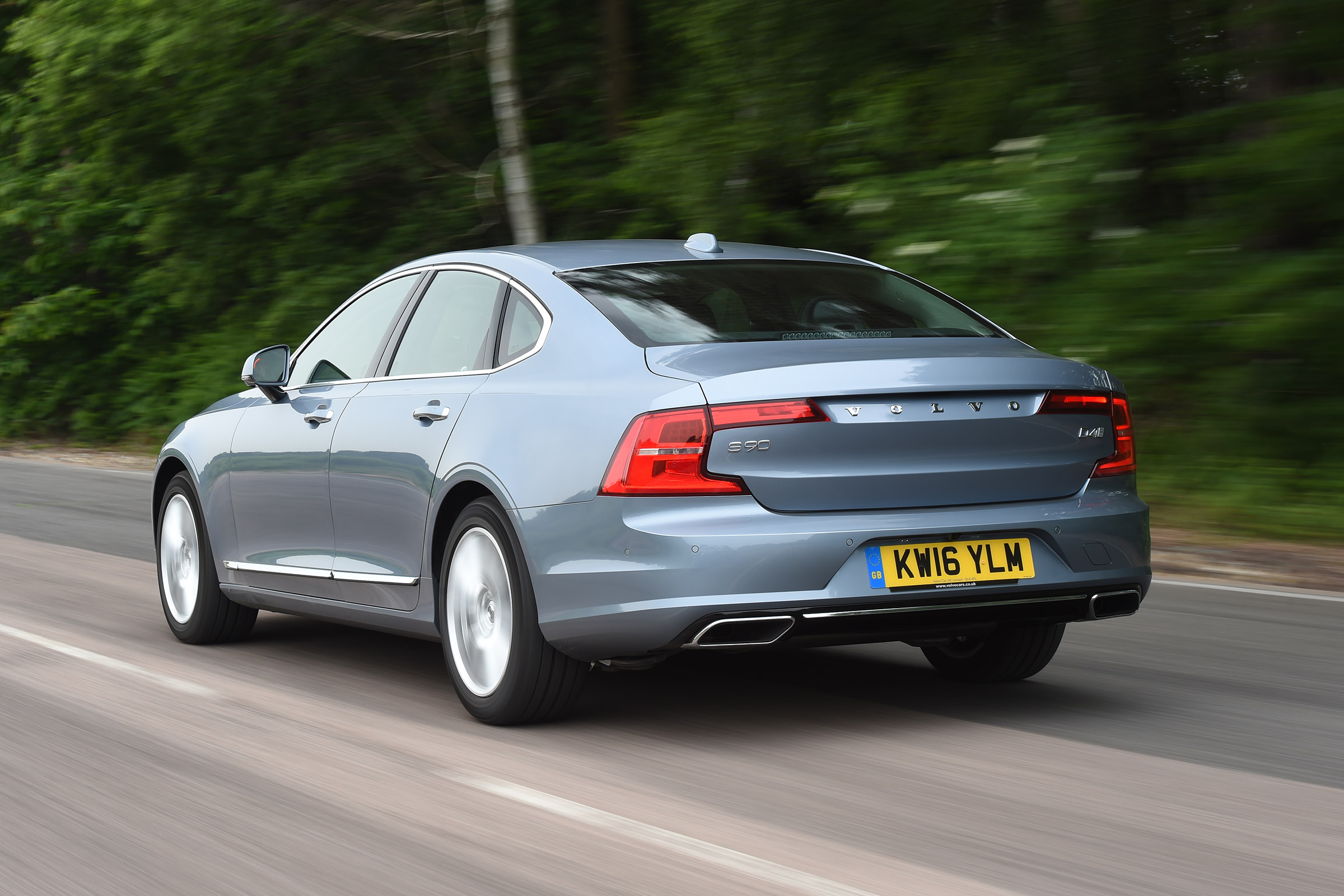 Volvo S90 - UK rear