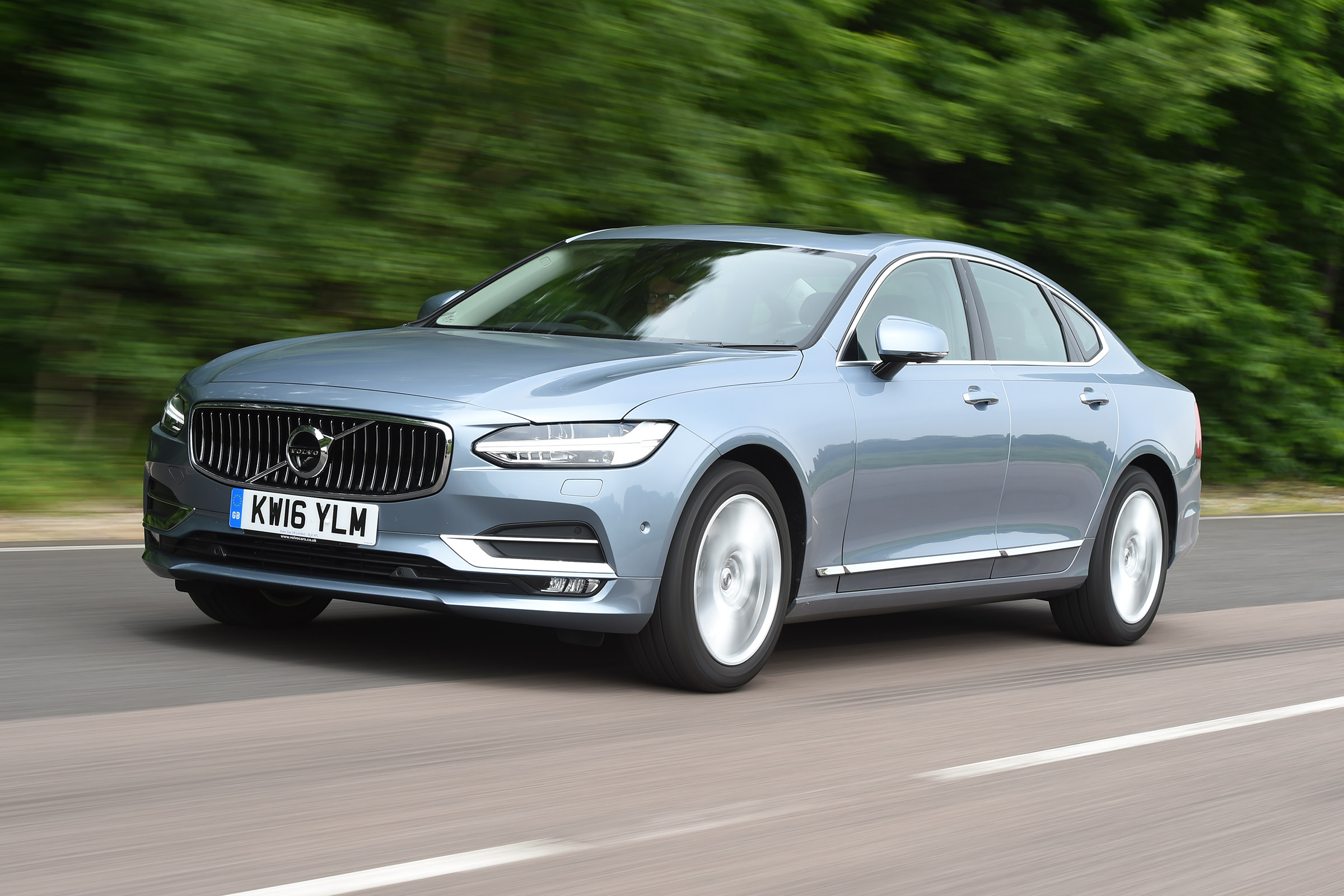 Volvo S90 - UK front