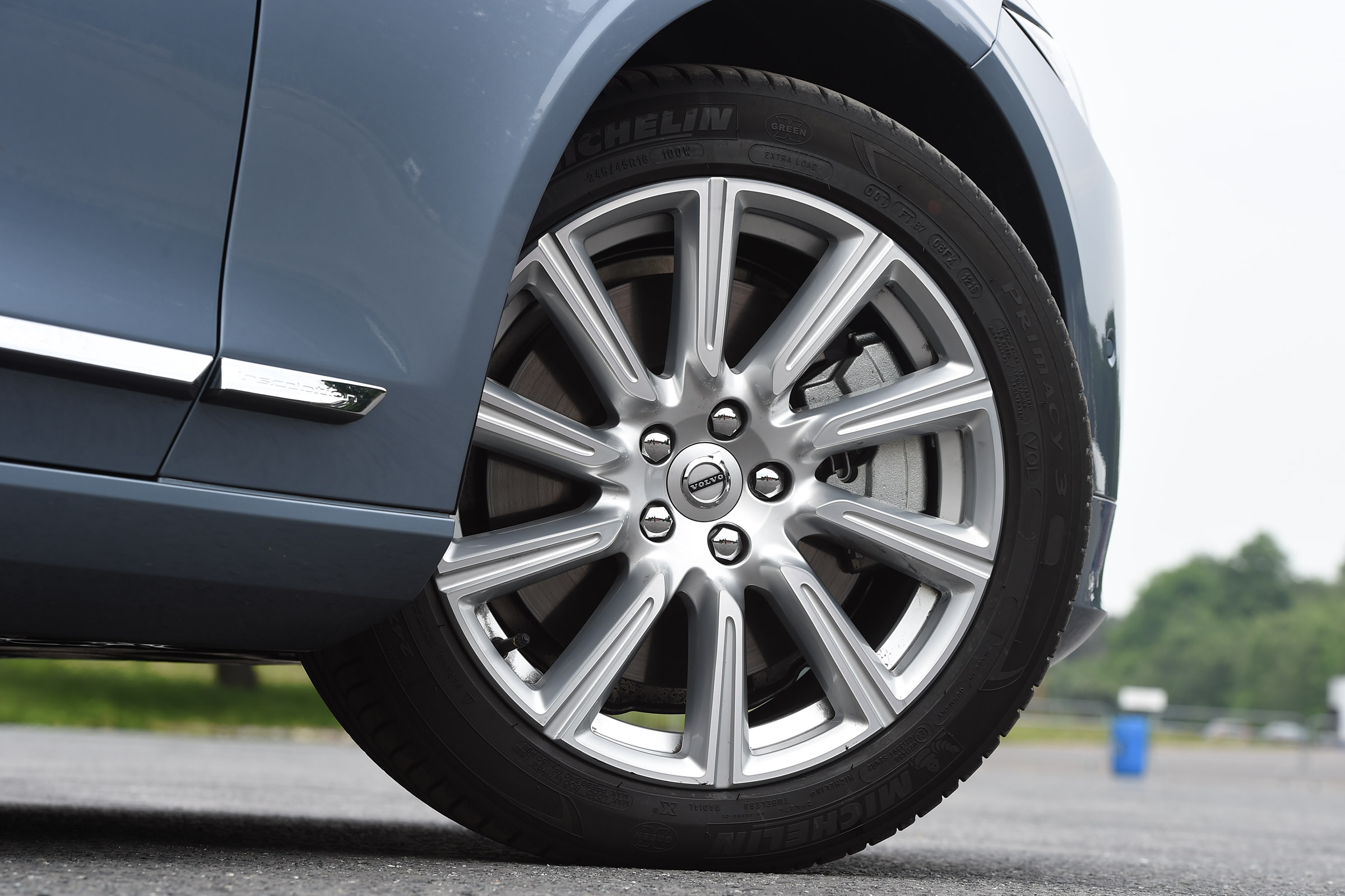 Volvo S90 - UK wheel detail