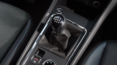 SEAT Ateca - gearlever