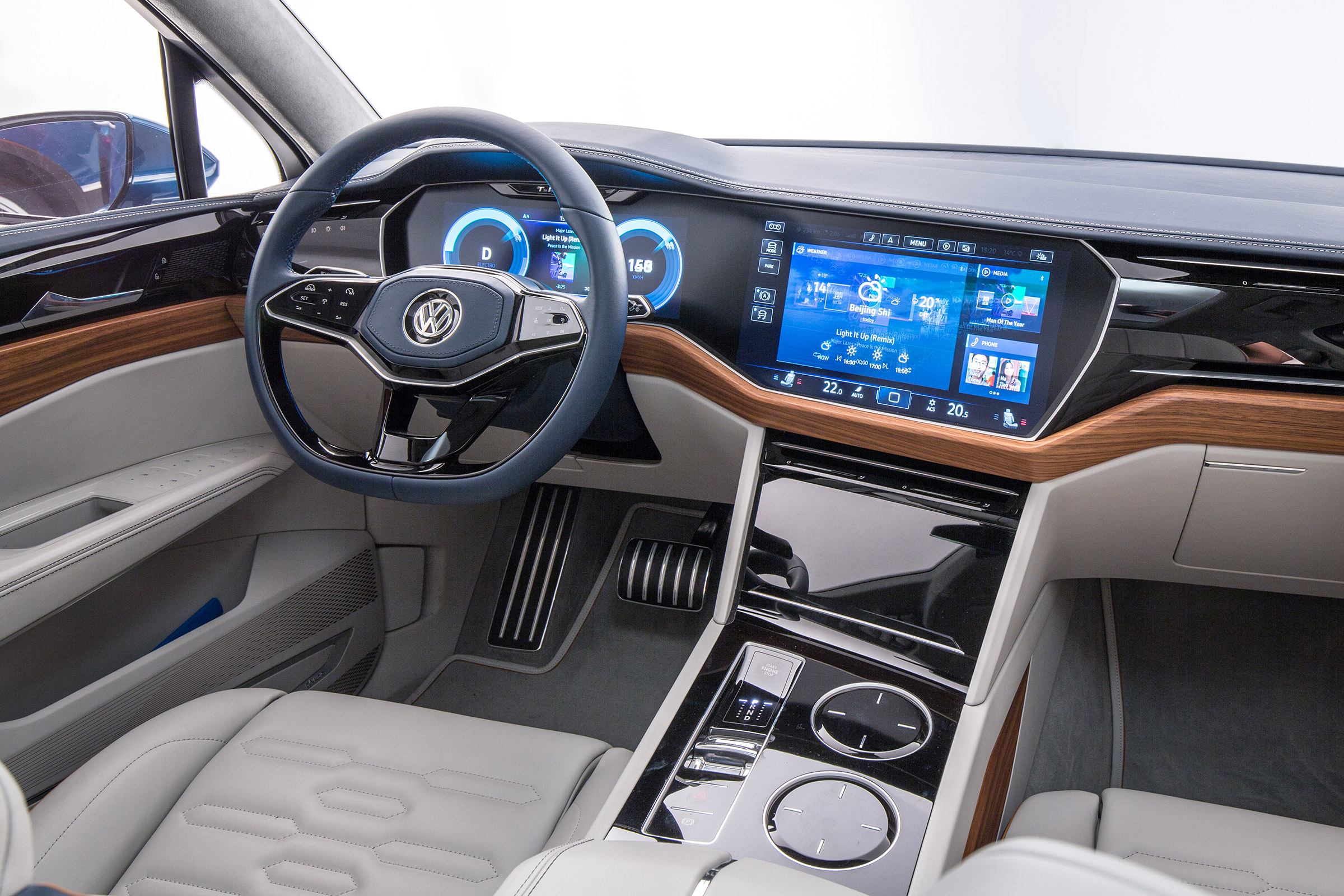 Volkswagen T-Prime concept - dash