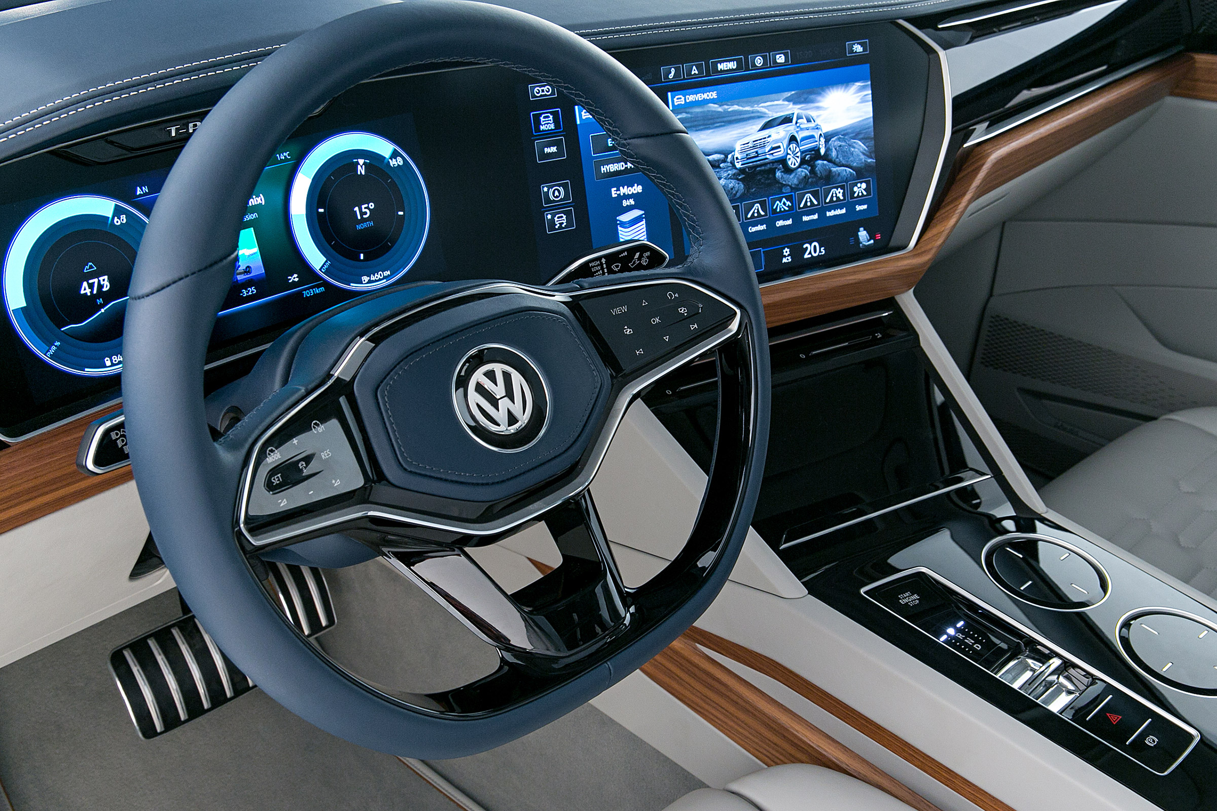 Volkswagen T-Prime concept - steering wheel