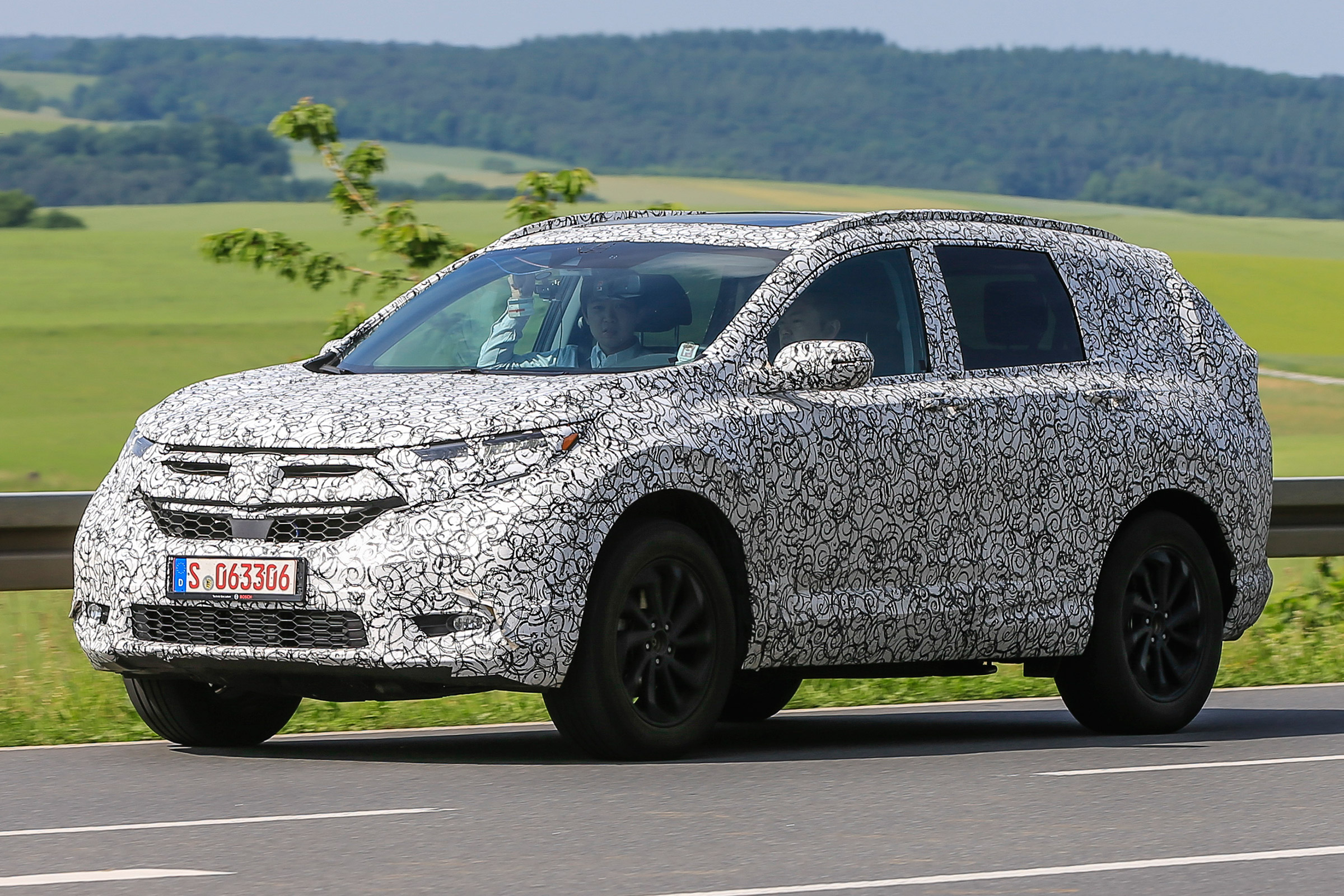 Honda CR-V - spy shots - front/side