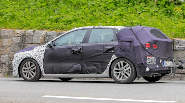 Hyundai i30 2017 side rear