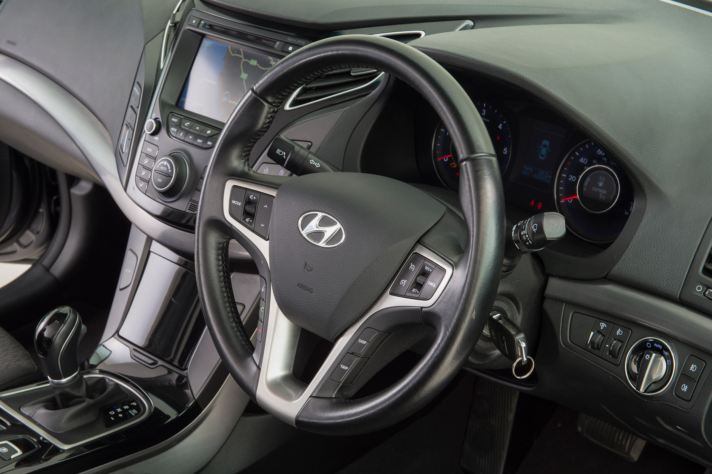Used Hyundai i40 - steering wheel