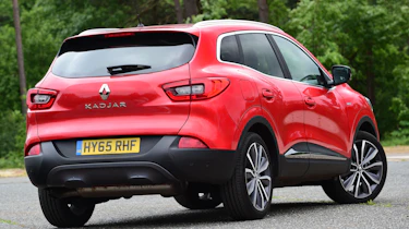 Renault Kadjar 2016 - rear quarter