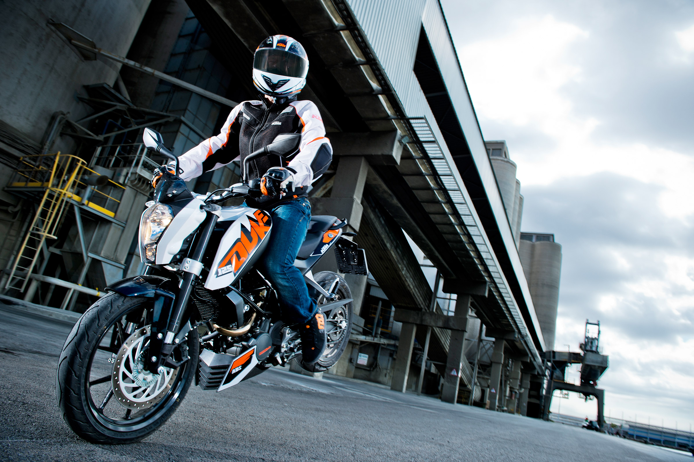 Best 125cc bikes - KTM 125 Duke