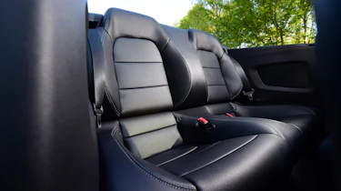 Convertible megatest - Ford Mustang - rear seats