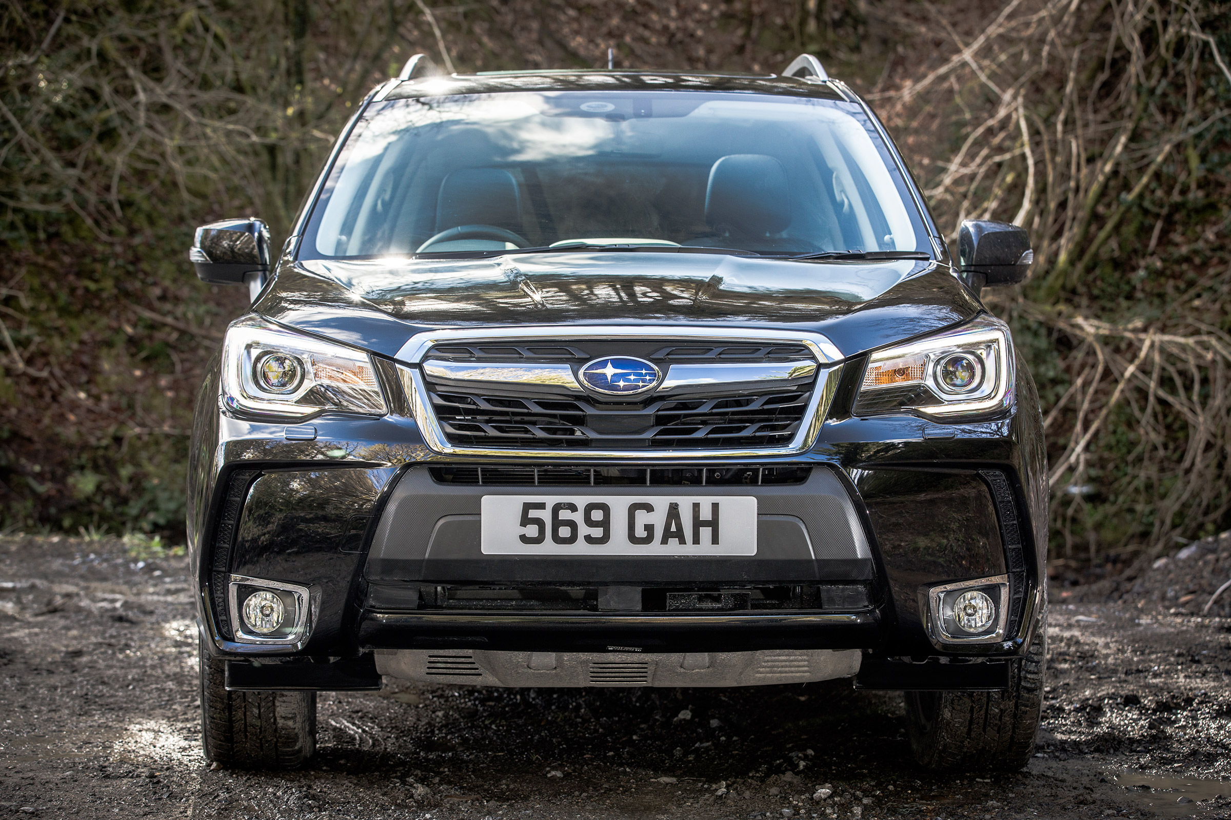 Subaru Forester XT - full front static