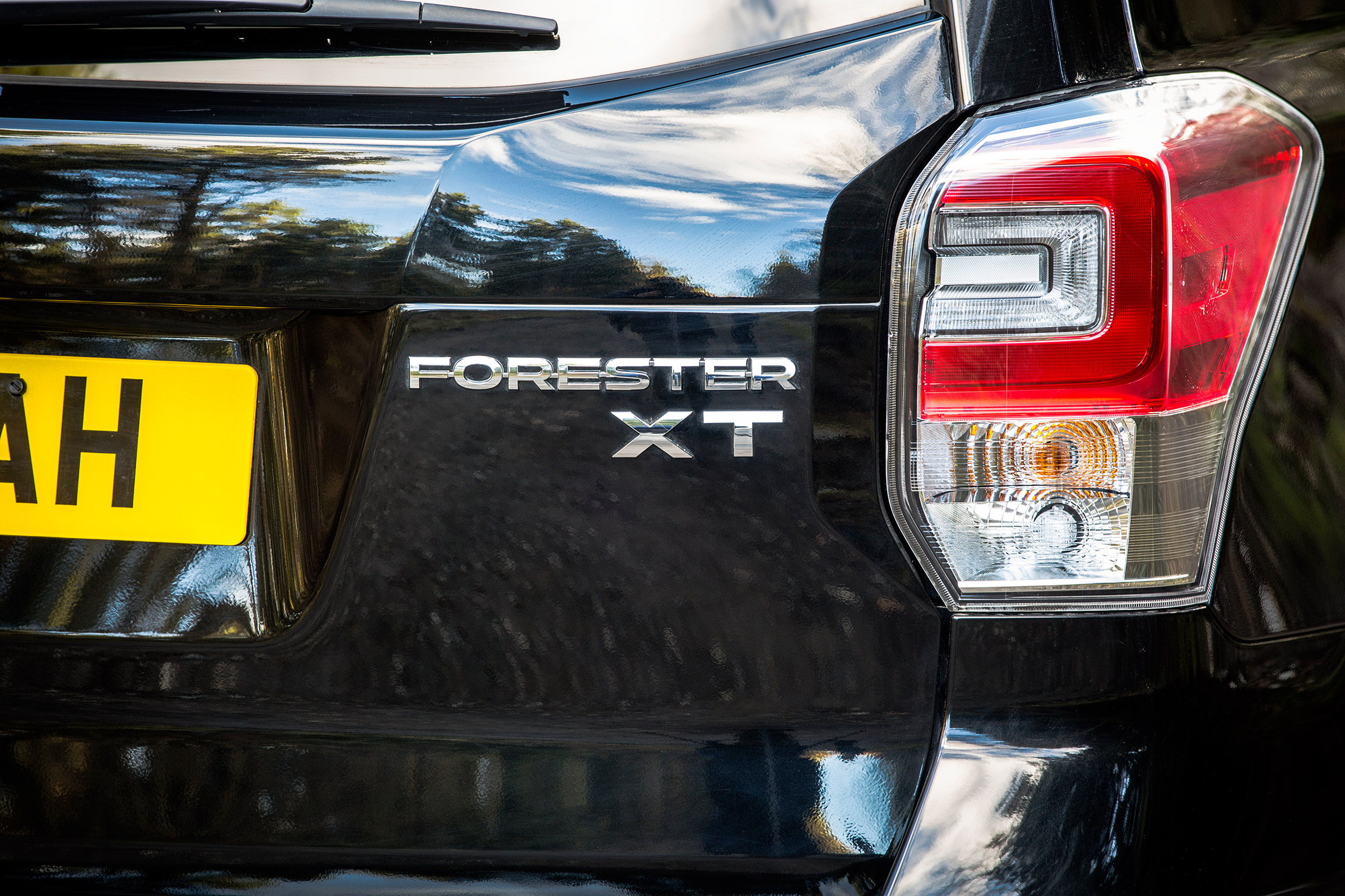 Subaru Forester XT - rear detail