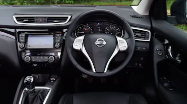 Nissan Qashqai 2016 - interior