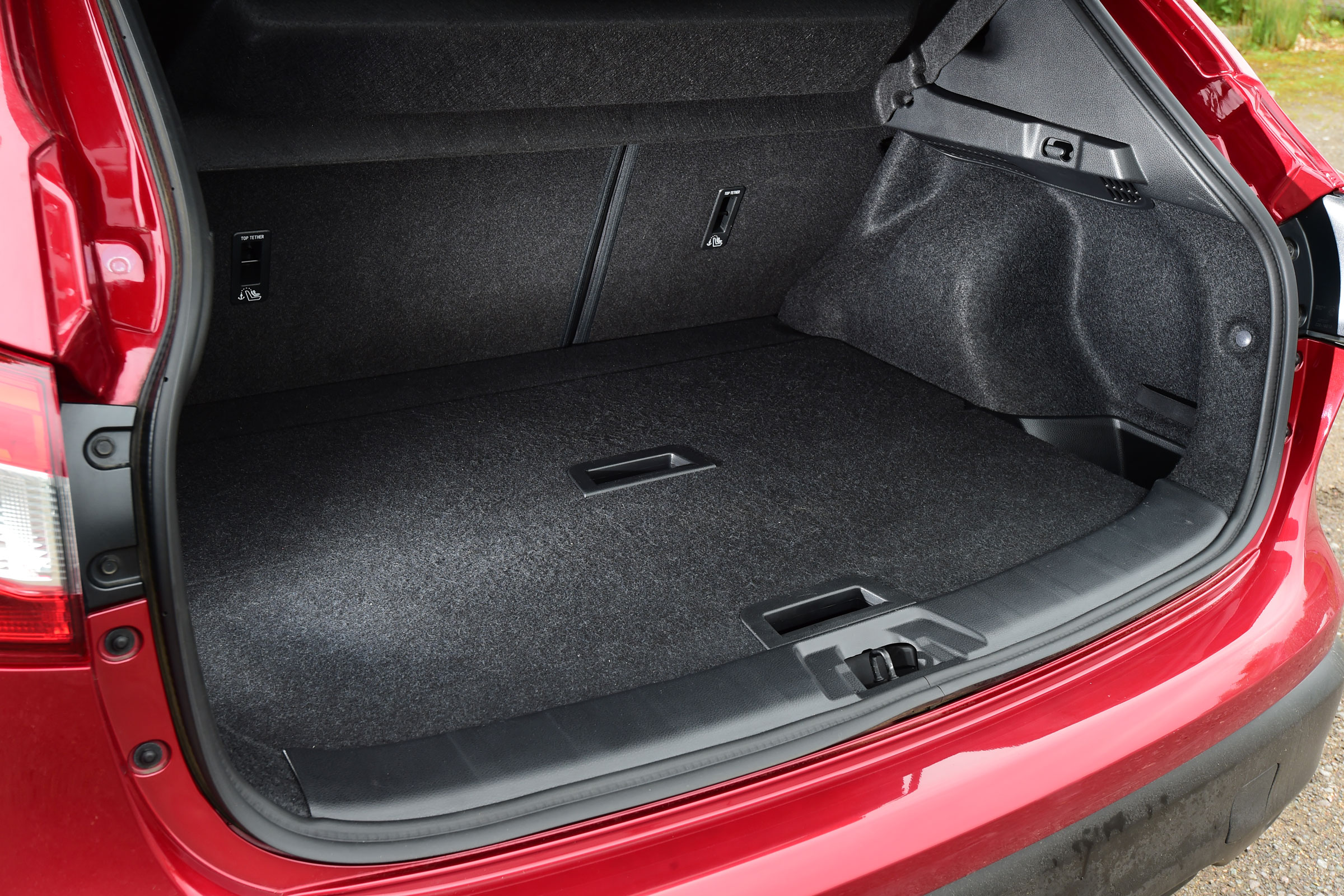 Nissan Qashqai 2016 - boot