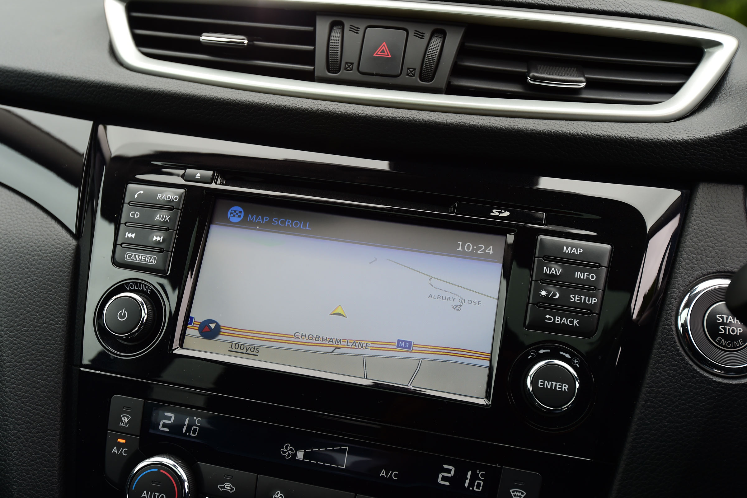 Nissan Qashqai 2016 - infotainment