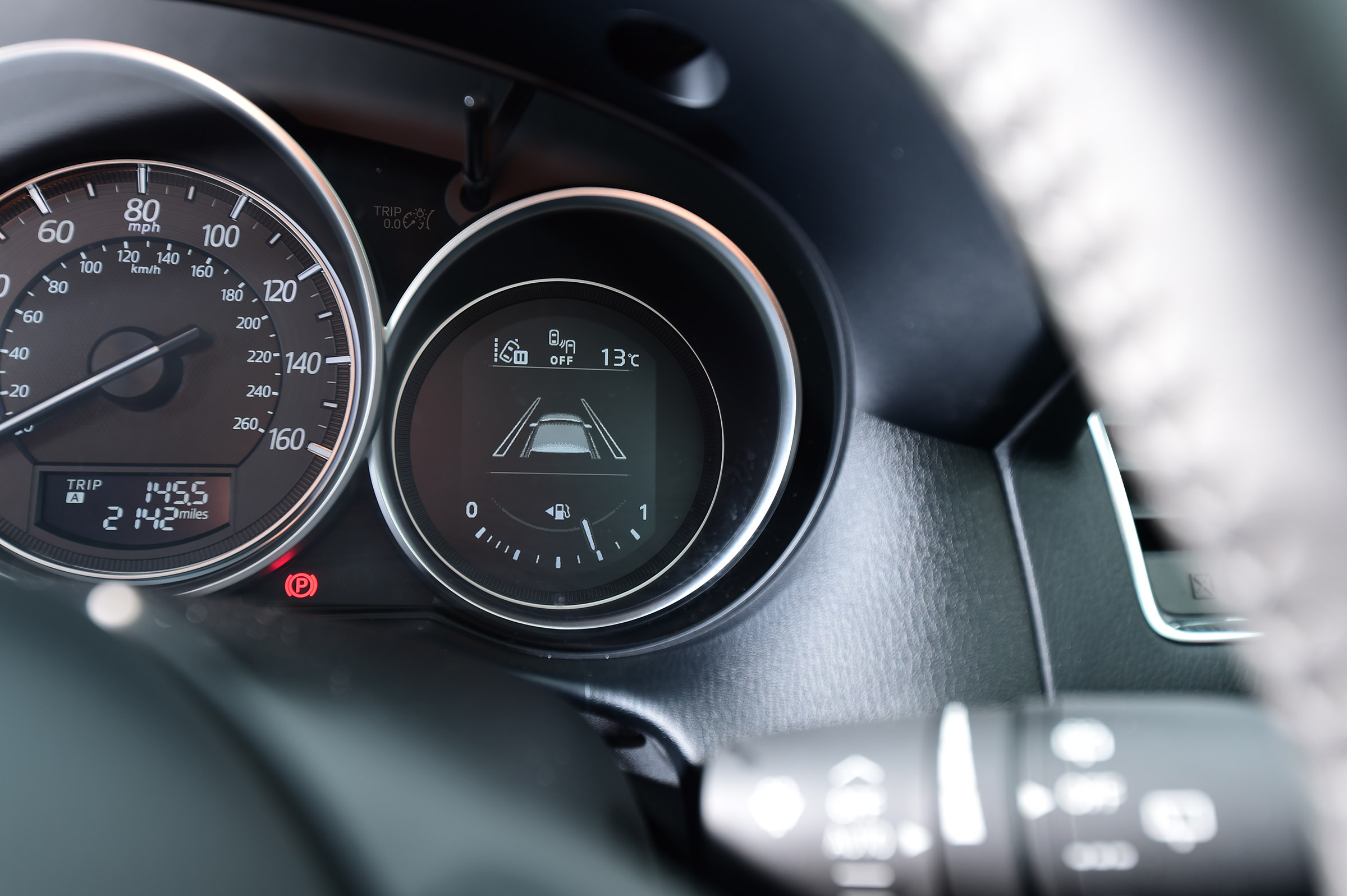 Mazda CX-5 - dials