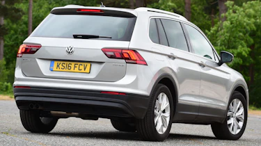 Volkswagen Tiguan 2016 - rear quarter