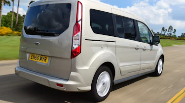 Ford Tourneo Connect 2016 - rear tracking