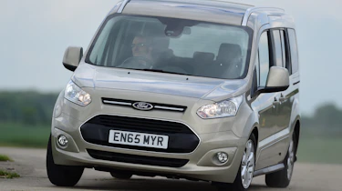 Ford Tourneo Connect 2016 - front cornering