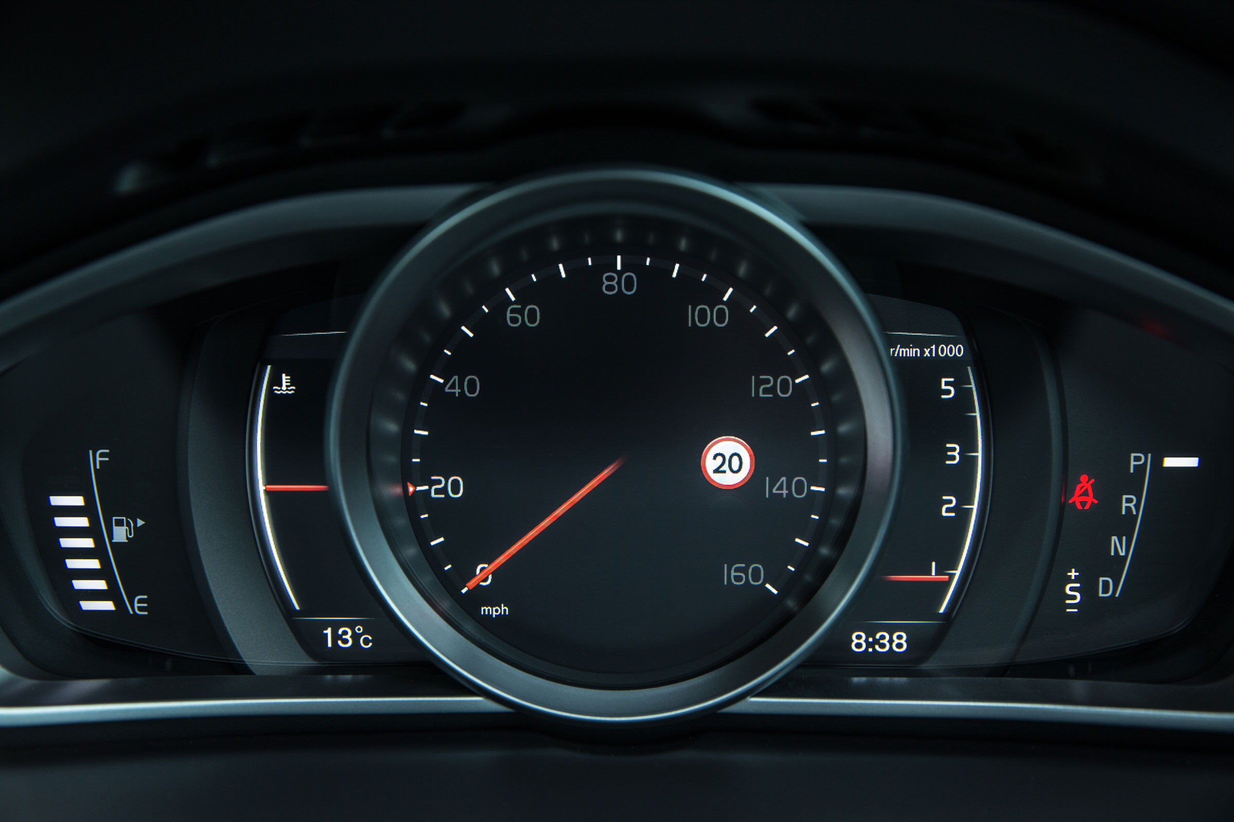 Volvo V40 2016 - instruments