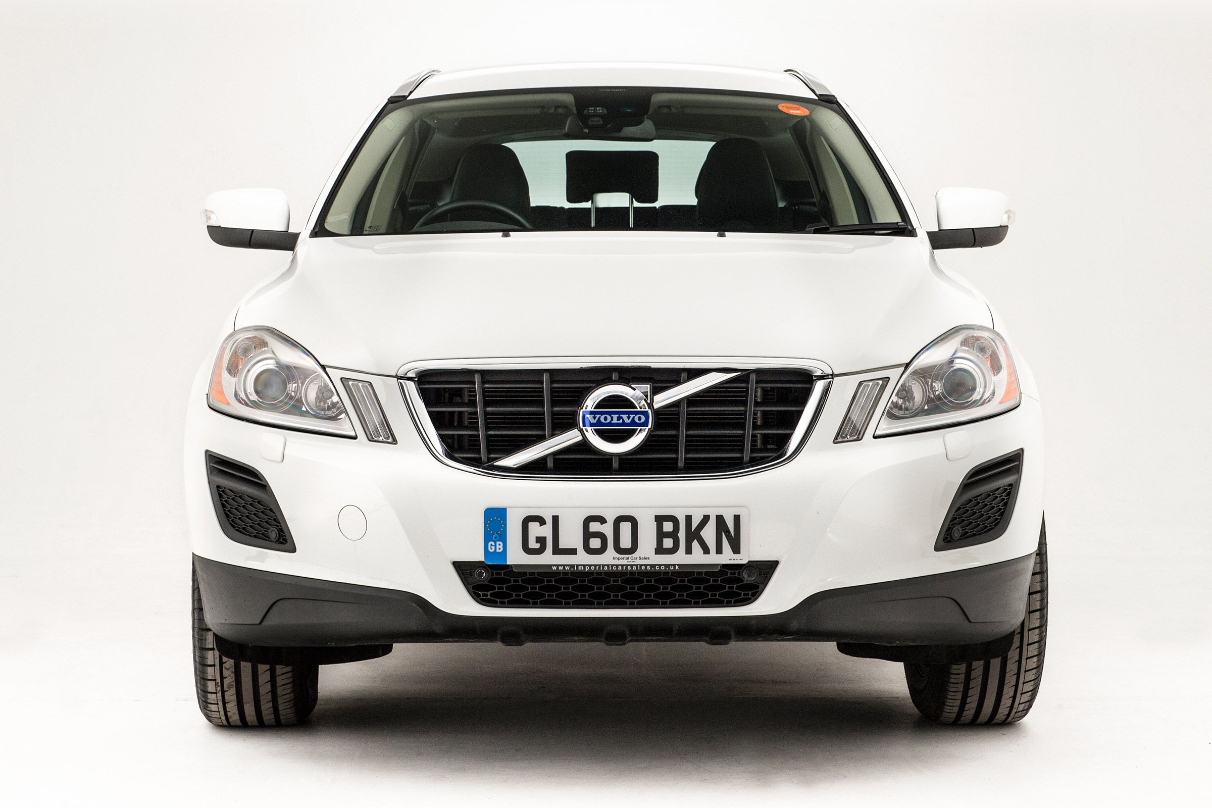Used Volvo XC60 - full front