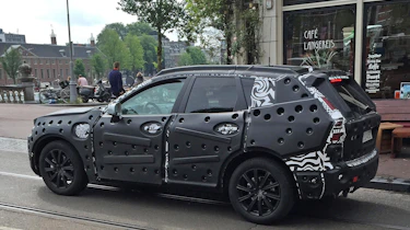 Volvo XC60 - spyshot (side)