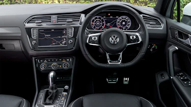 Volkswagen Tiguan R-Line 2016 - interior