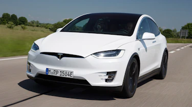 Tesla Model X - front