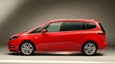 Vauxhall Zafira Tourer - studio side